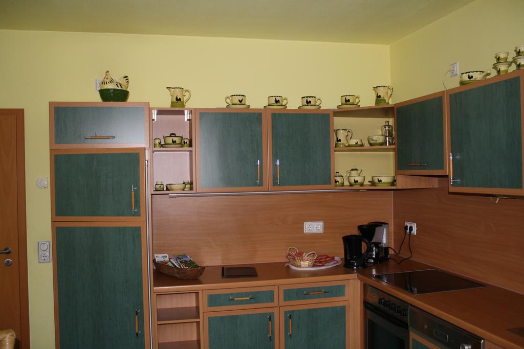 Ferienhaus Im Gaenseried Ерфурт Стая снимка