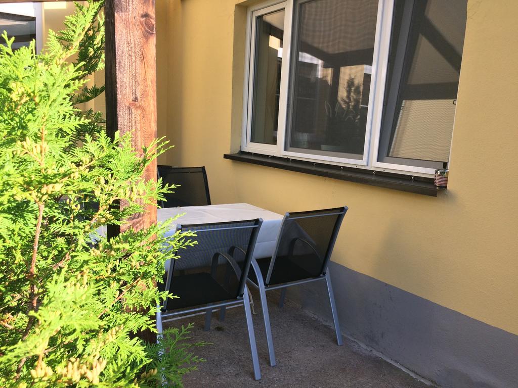 Ferienhaus Im Gaenseried Ерфурт Екстериор снимка